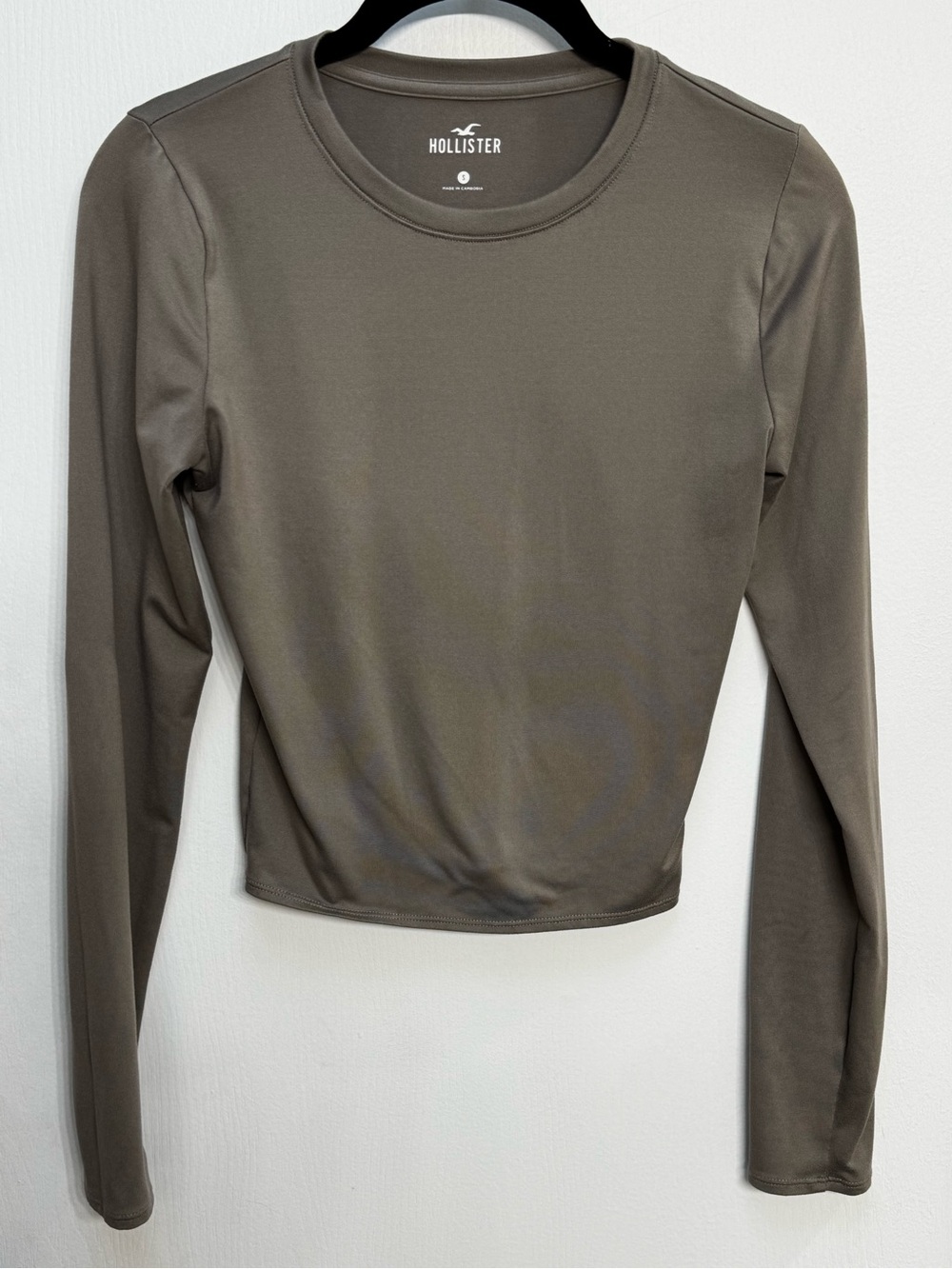 Hollister Taupe Long Sleeve Crewneck Top